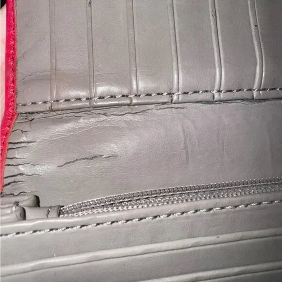 Coach Park Ocelot Print w/Red Trim Bi-Fold Wallet with Turn Lock Closure - Picture 9 of 9